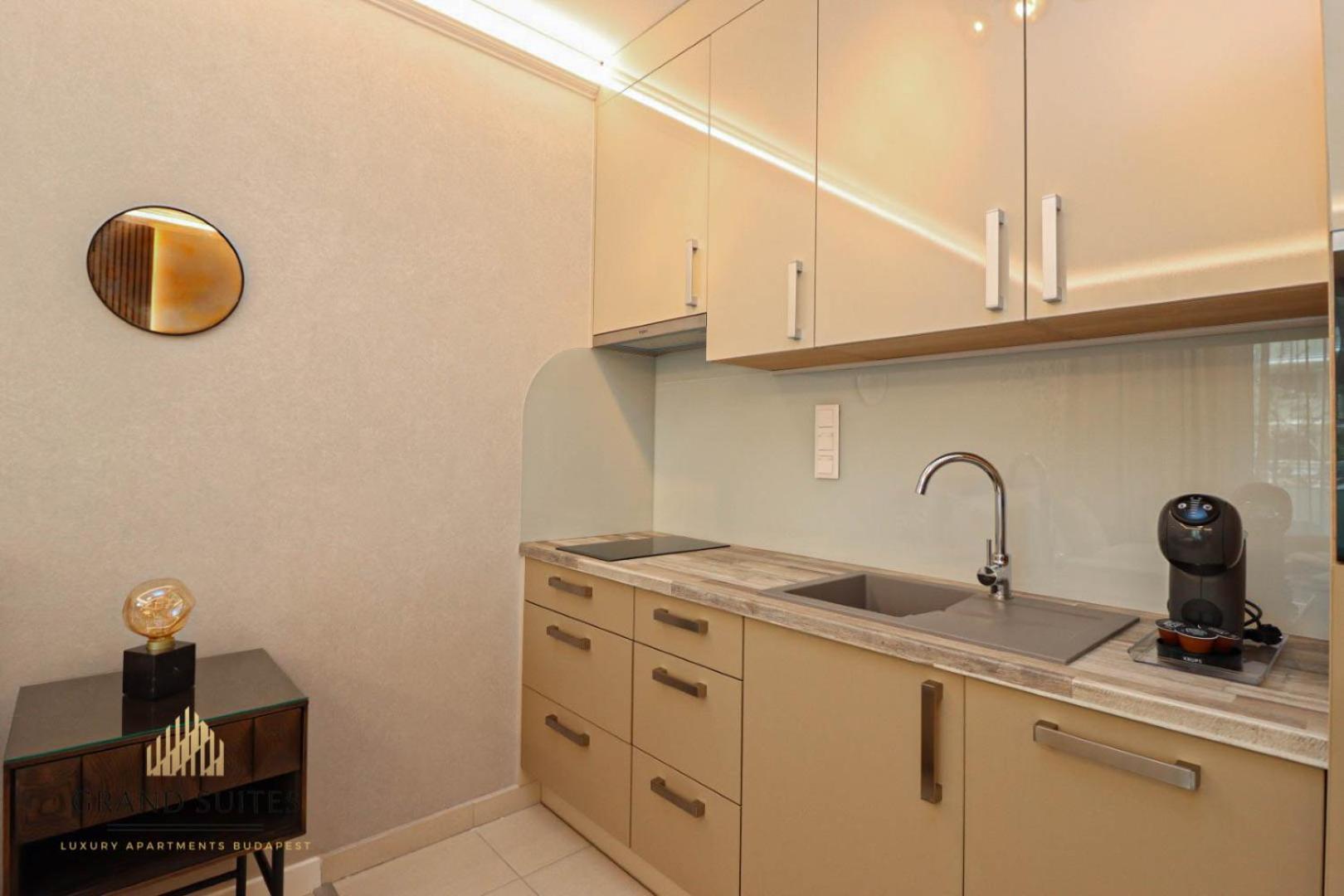 Grand Suites Promenade Boedapest Buitenkant foto