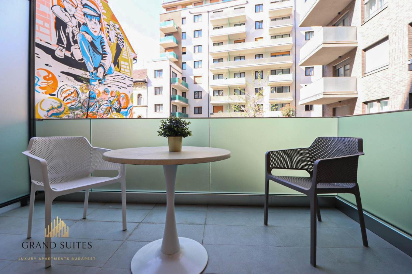 Grand Suites Promenade Boedapest Buitenkant foto
