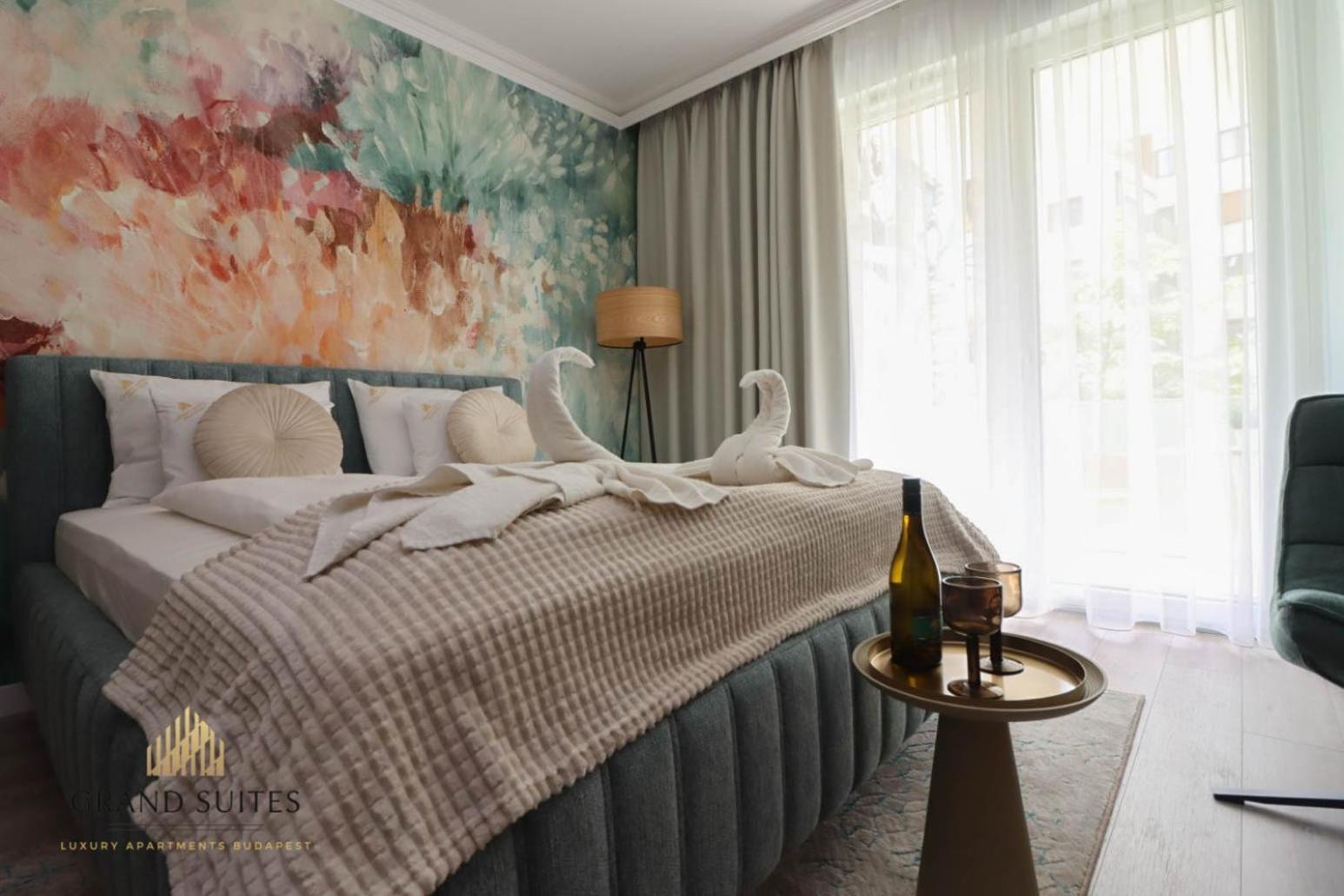 Grand Suites Promenade Boedapest Buitenkant foto